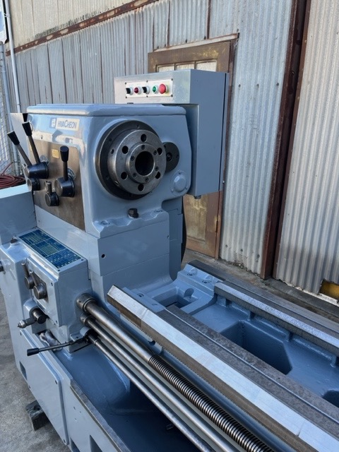 Hwahceon Lathe - 28x80 gap bed